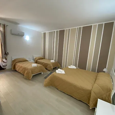 In Centro Rooms Vicino Cefalu Self-Chek-In Campofelice Di Roccella Exterior photo