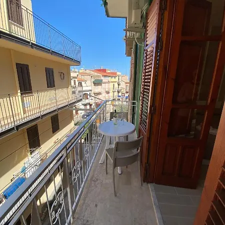 In Centro Rooms Vicino Cefalu Self-Chek-In Campofelice Di Roccella Exterior photo