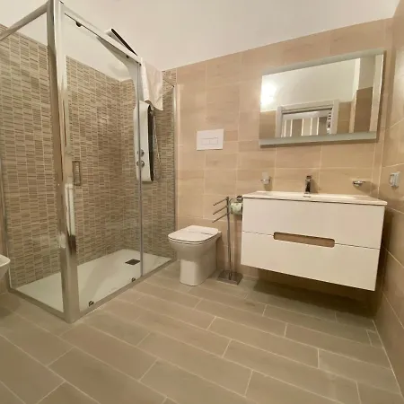 In Centro Rooms Vicino Cefalu Self-Chek-In Campofelice Di Roccella Exterior photo