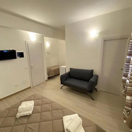 In Centro Rooms Vicino Cefalu Self-Chek-In Campofelice Di Roccella Exterior photo