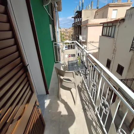 In Centro Rooms Vicino Cefalu Self-Chek-In Campofelice Di Roccella Exterior photo