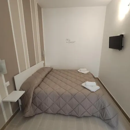 In Centro Rooms Vicino Cefalu Self-Chek-In Campofelice Di Roccella Exterior photo