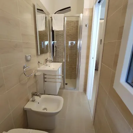 In Centro Rooms Vicino Cefalu Self-Chek-In Campofelice Di Roccella Exterior photo